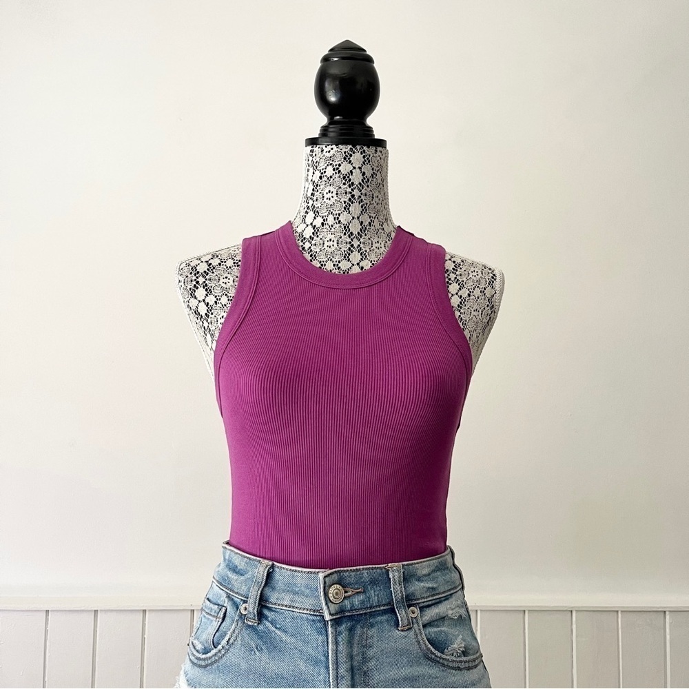 Dynamite Kenzie Bare Crop Basic Tank Size S - Picture 11 of 12